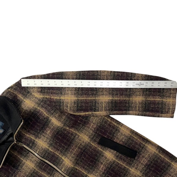 Pendleton | Women’s Maroon Plaid Wool-Blend Super Cozy Walker Coat ~ Size Large - Picture 14 of 14